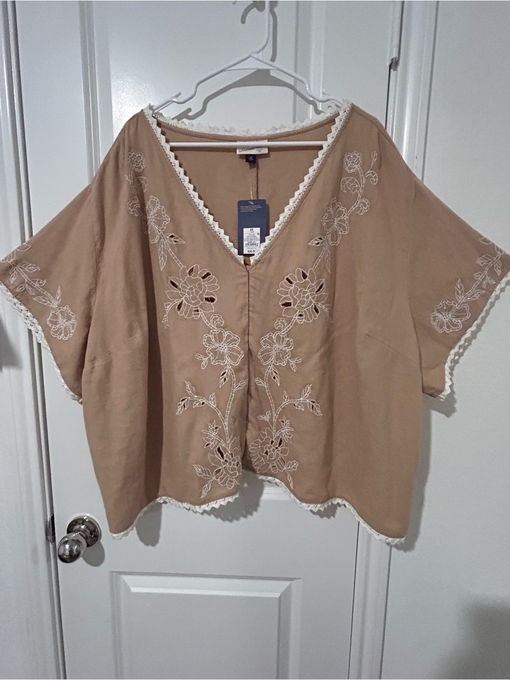 Universal Thread Tan Embroidered V-Neck Tunic
